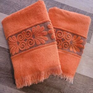 Vintage Cannon Monticello Santa Cruz Mod MCM Towel Set of 2 burnt orange